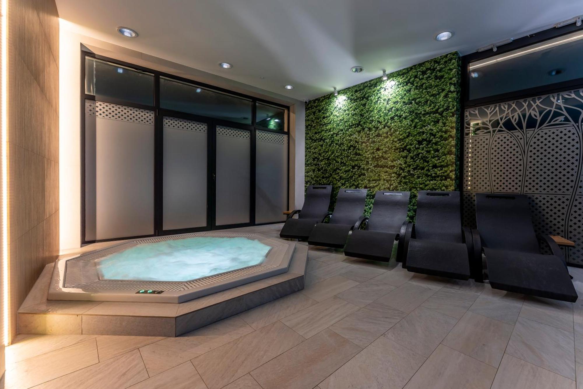 Aura Medical Spa Nałęczów Εξωτερικό φωτογραφία